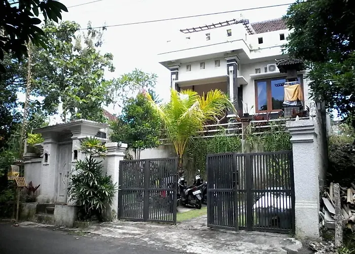 Astina Garden
